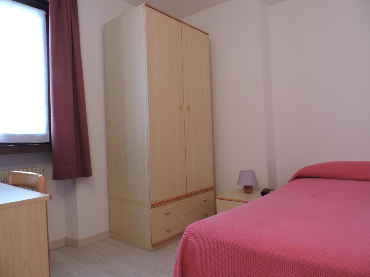 Hotel Zeni Брентонико Екстериор снимка